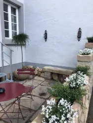 Sitzplatz im Hof