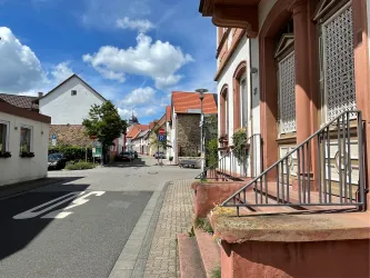 Bahnhofstraße nach Westen (© Bernard)