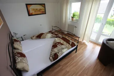 Doppelzimmer mit Balkon