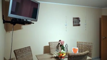 Essen mit Fernseher