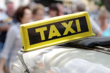 allgemeines Taxischild (© Taxi Jurca)