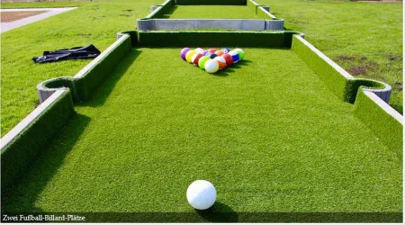 Fußballbillard auf Rasen (© Sandra Schuss, ASV Weisenheim am Sand)