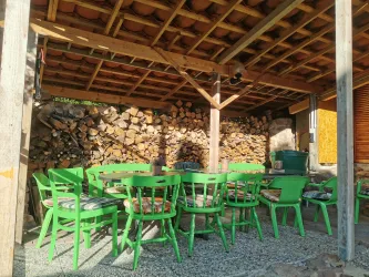 Sitzecke hinterm Haus