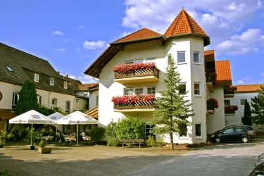 Aussenansicht Zum Ochsen (© Familie Engel)