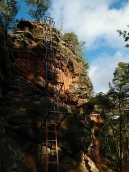 Hauenstein, Lanzerfahrter Fels (2)