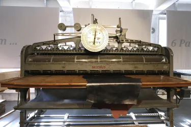 Oberflächenmessmaschine