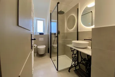Badezimmer 2