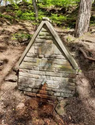 Triforstbrunnen (© Biitii105 - Komoot)