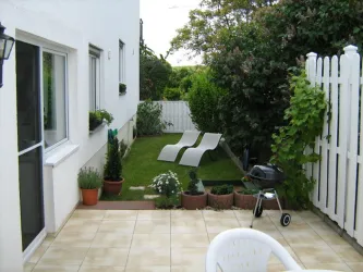 Terrasse und Garten (© Ferienwohnung Bitz)