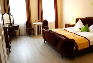 Doppelzimmer Bild 3 (© Hotel Speeter)