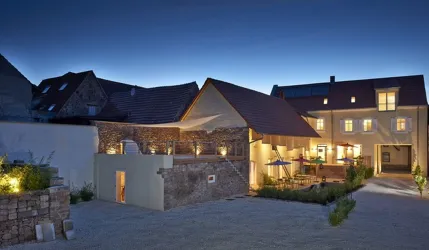 Innenhof und Dachterrasse (© Hotel Rothfuss)