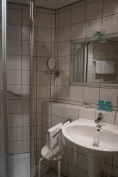 Dusche-Zimmer4 (© by LHC)