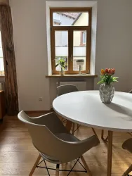 Eßtisch (© Haisel Vier)