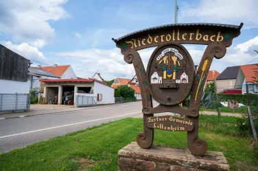 Niederotterbach Ortseingang (© Tourismusverein Bad Bergzabern e.V.)