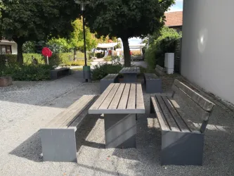 Picknickplatz am Spielplatz in Hayna