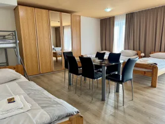 2.OG Familienzimmer mit Hochbett