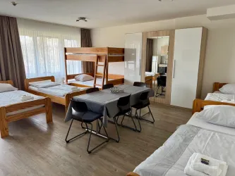2.OG Familienzimmer mit Hochbett