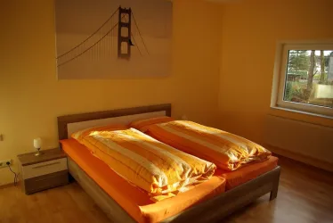Schlafzimmer "Peeks"