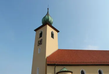 Kirche (© Bemme / Tourist-Info VG Landstuhl)
