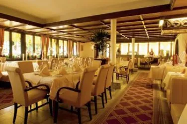 Restaurant 2