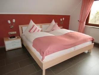 1. Schlafzimmer