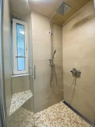 R03 - 15 - Dusche