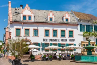 Hotel Deidesheimer Hof 2