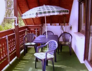 Balkon neu