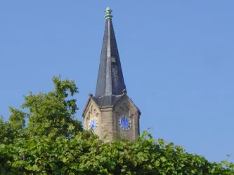 Protestantische Kirche, Kirchturm mit Uhr (© Archiv der Urlaubsregion Freinsheim)