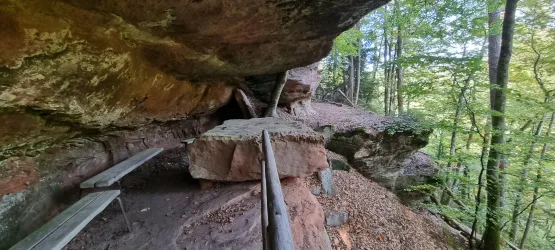 Sitzgruppe unter dem Melchiorfelsen