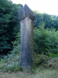 Steinerne Blume (© Skulpturen Rheinland-Pfalz e.V.)