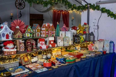 Weihnachtsverpackungen und Deko©Isabel_Busch_Jakob (© Jakobshof Freckenfeld, Isabel Busch)