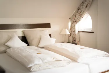 8_Bett