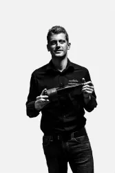 Niko Leonhard