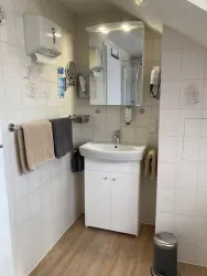 FeWo Knittel Bad Waschbecken (© Familie Knittel)