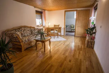 Arbeitszimmer (© Ferienhaus Kallstadt)