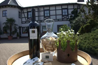 Landhaus Kronenberg - Weingut (© Familie Bender)