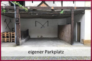 Eigener Parkplatz (© Florian Diwok)