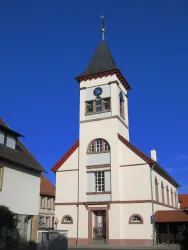 Ev. Kirche Ingenheim (© Hermann Dahl)