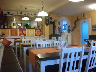 Café Böhnchen mit Blick zur Theke