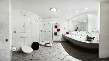 Badezimmer Suite St. Laurent (© St. Georgenhof)