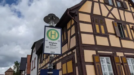 Bushaltestelle Billigheim Rathaus