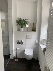 Bad mit bodengleicher Dusche