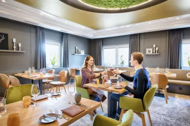 Restaurant-people