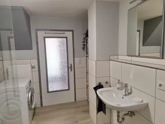 Bad / Waschmaschine Bad / Waschmaschine