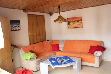 Wohnzimmer, Bild 3 (© Volker Christmann)