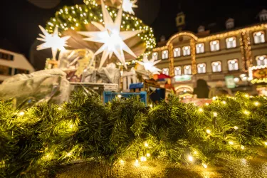 Winterlichter auf dem Weihnachtsmarkt der Kunigunde