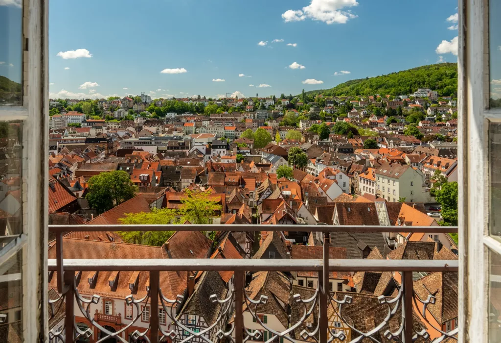 Blick auf Neustadt aus dem Fenster der Türmerwohnung