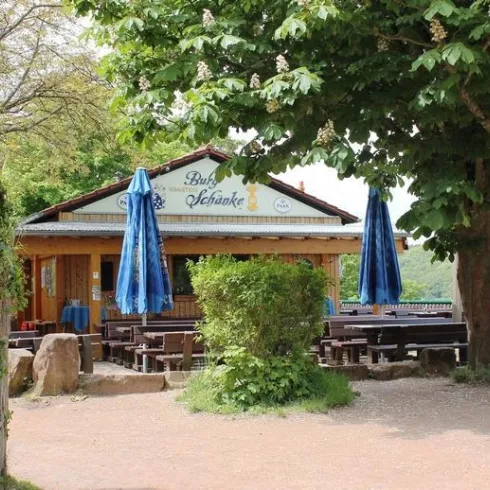 Burgschänke auf Burg Nanstein (© VG Landstuhl) Burgschänke auf Burg Nanstein (© VG Landstuhl)