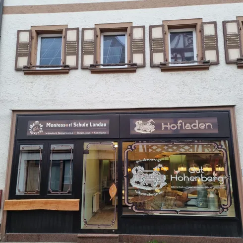 Hofladen (© Montessori Schule Landau) Hofladen (© Montessori Schule Landau)